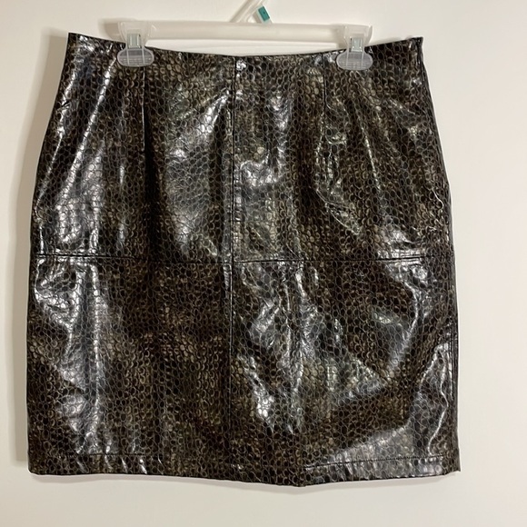 NWT Edgy Reptile Skirt Chicos Design Croc Retro Brown 12 90s Y2K Mini Faux - Picture 1 of 13